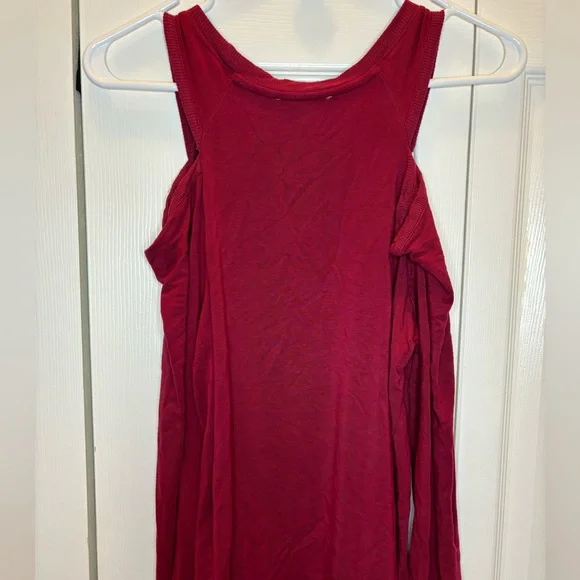 Kenneth Cole Reaction Size Small Cold Shoulder - Picture 3 of 5